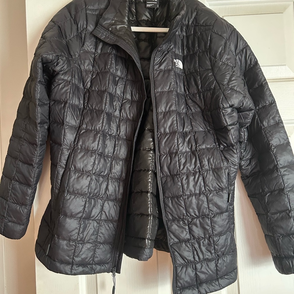 The North Face Black Puffer Jacket Insulated Lightweight